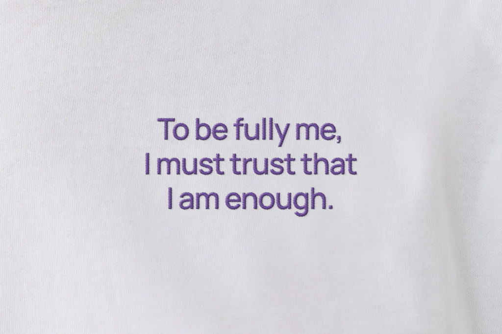 I am enough | T-shirt