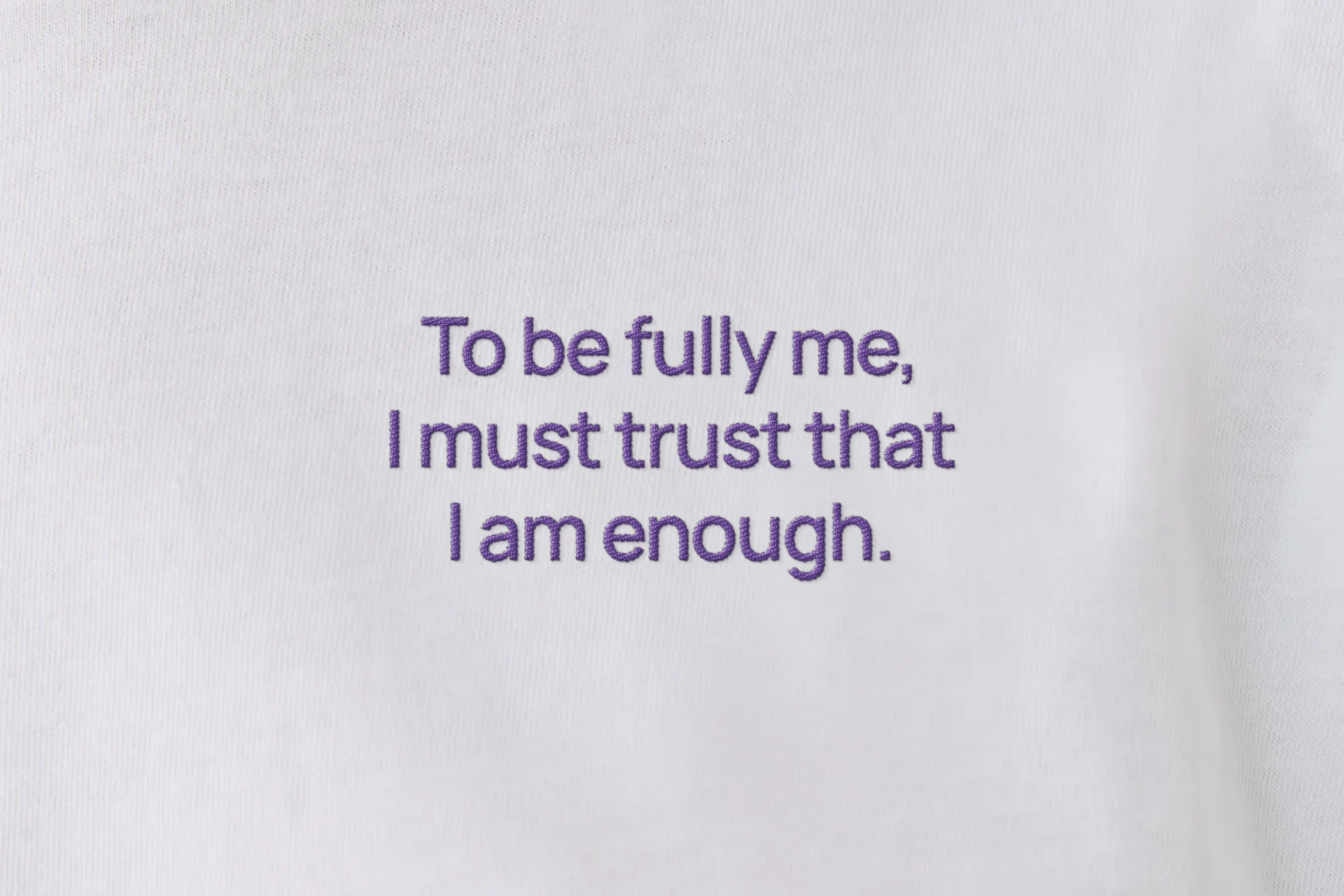 I am enough | T-shirt
